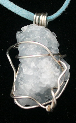 CELESTITE PENDANT