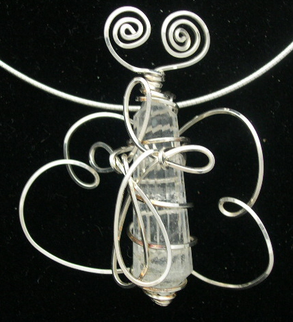K BEAN ANGEL PENDANT