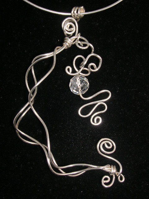 VINTAGE MOON PENDANT