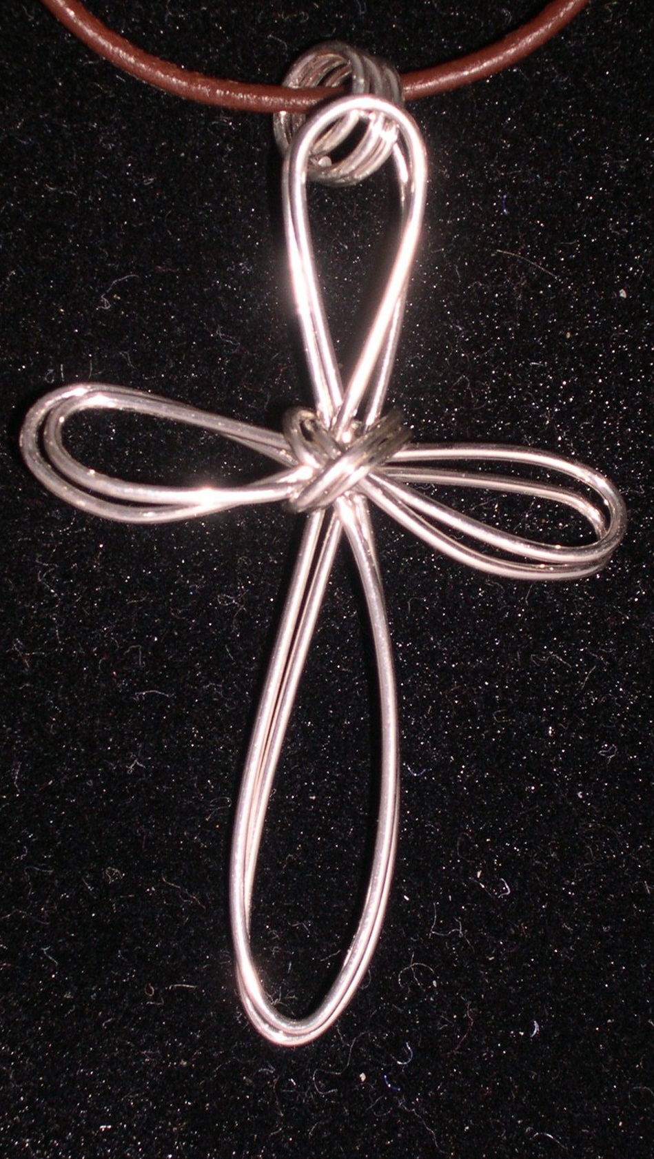 REGULAR CROSS PENDANT