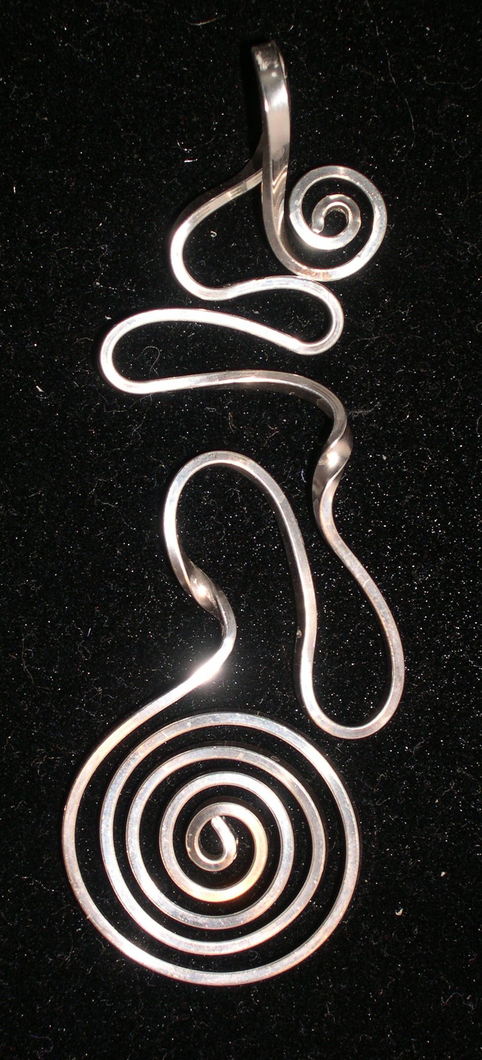 SWIRL PENDANT (LARGE)