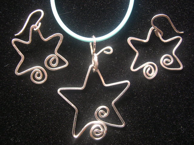 STAR EARRINGS AND PENDANT