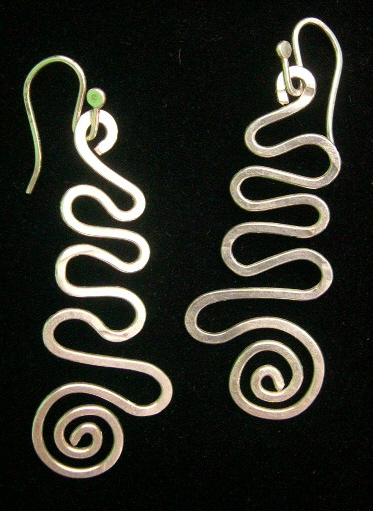 WAVE SWIRL EARRINGS