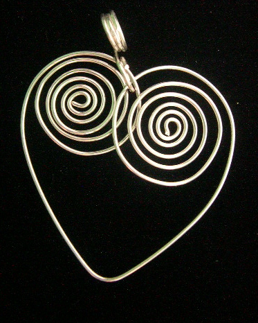 HEART SWIRL PENDANT