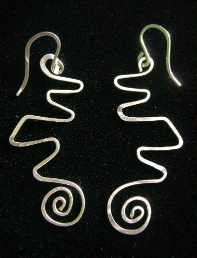 SWIRL DESIGNED EARRINGS