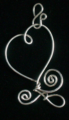 DANCING HEART PENDANT