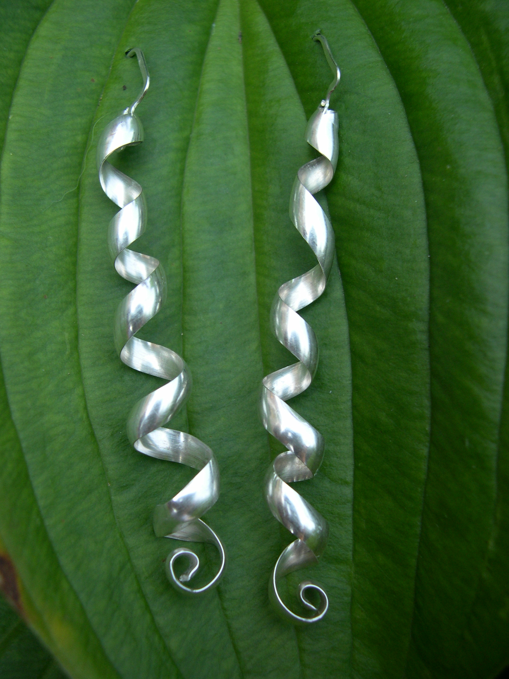 SPIRAL DESIGNED EARRINGS