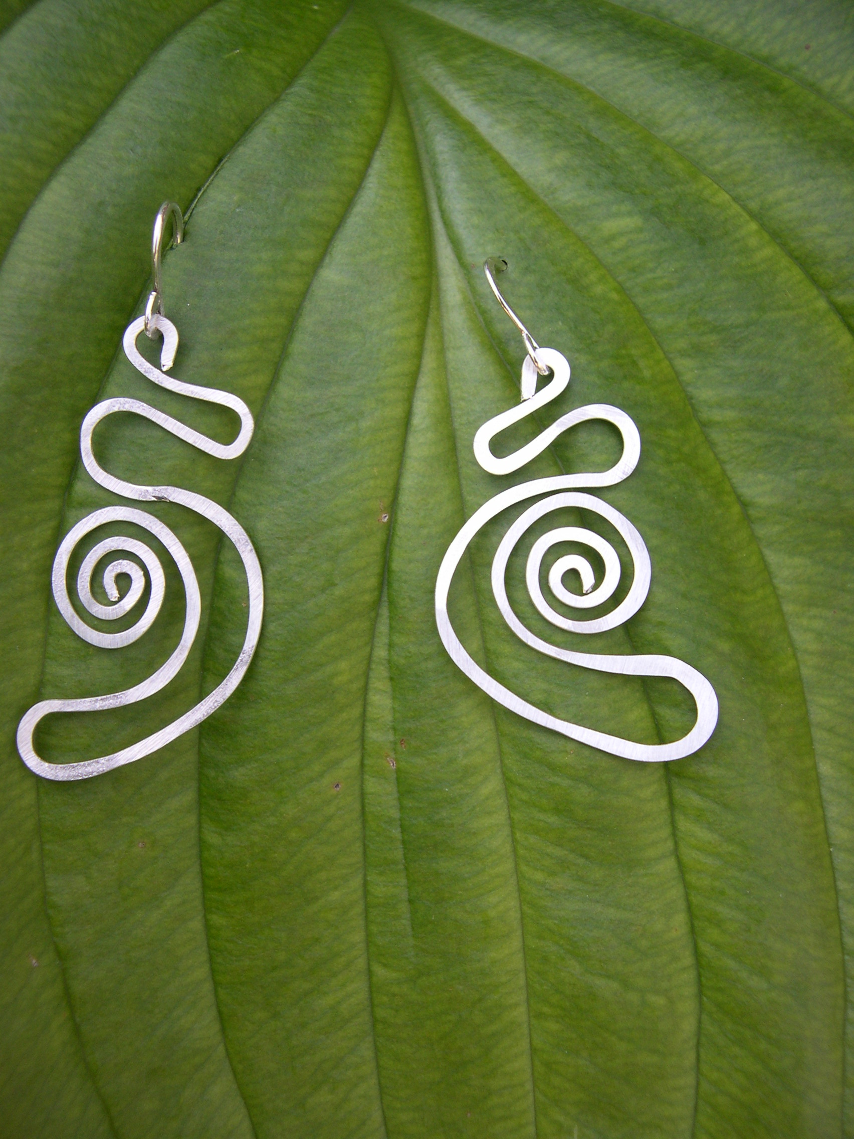 ABSTRACT EYE EARRINGS