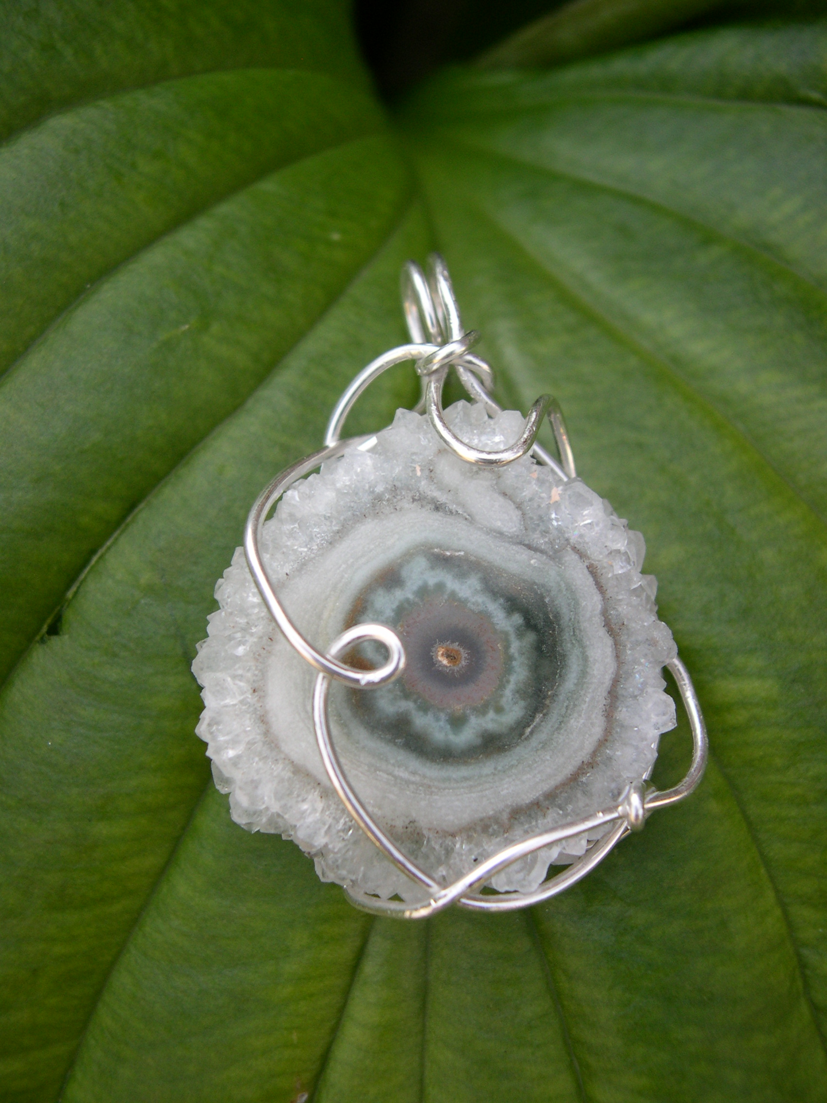 CRYSTAL SLICED PENDANT