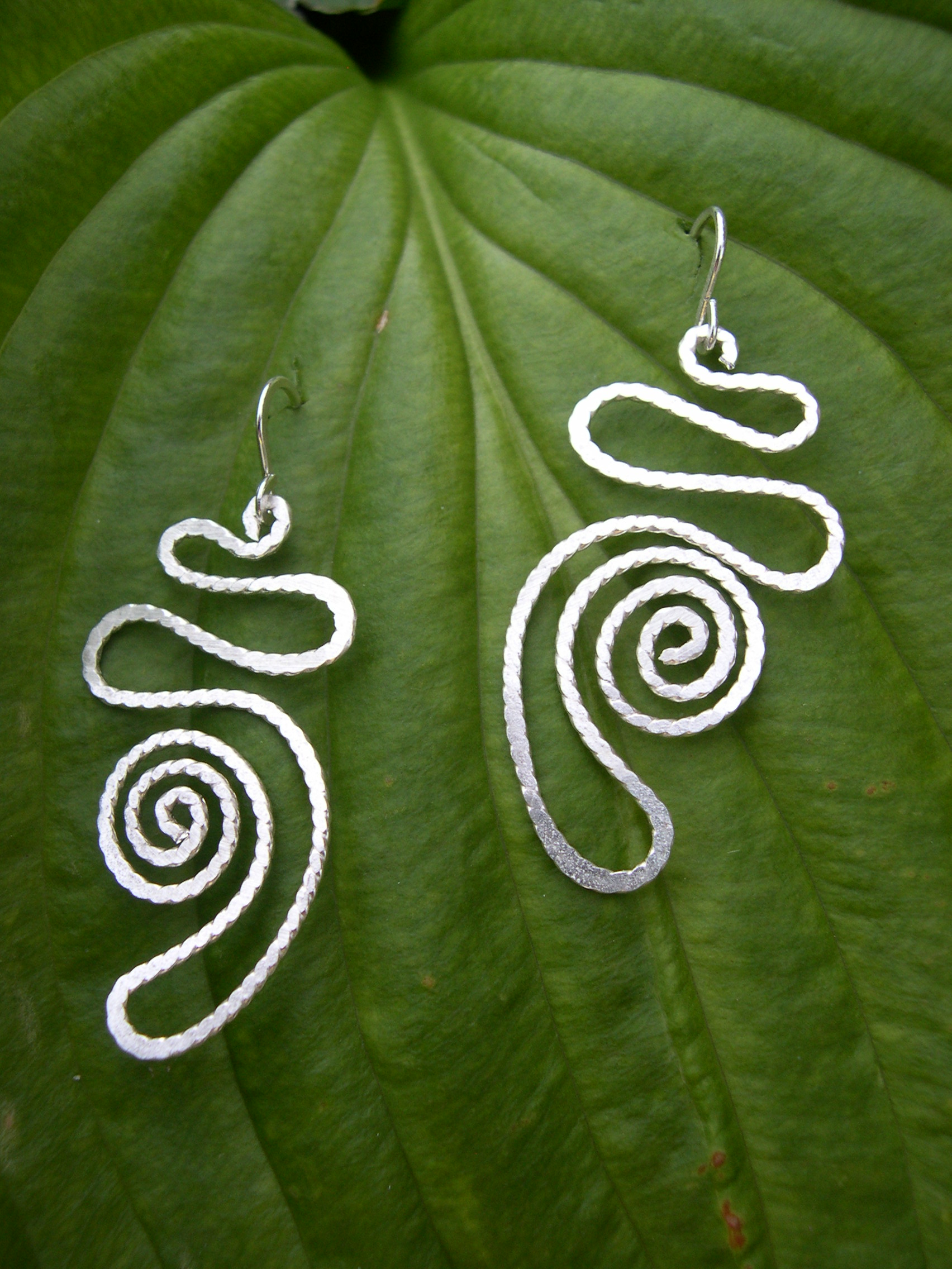 ABSTRACT EYE DESIGNED EARRINGS