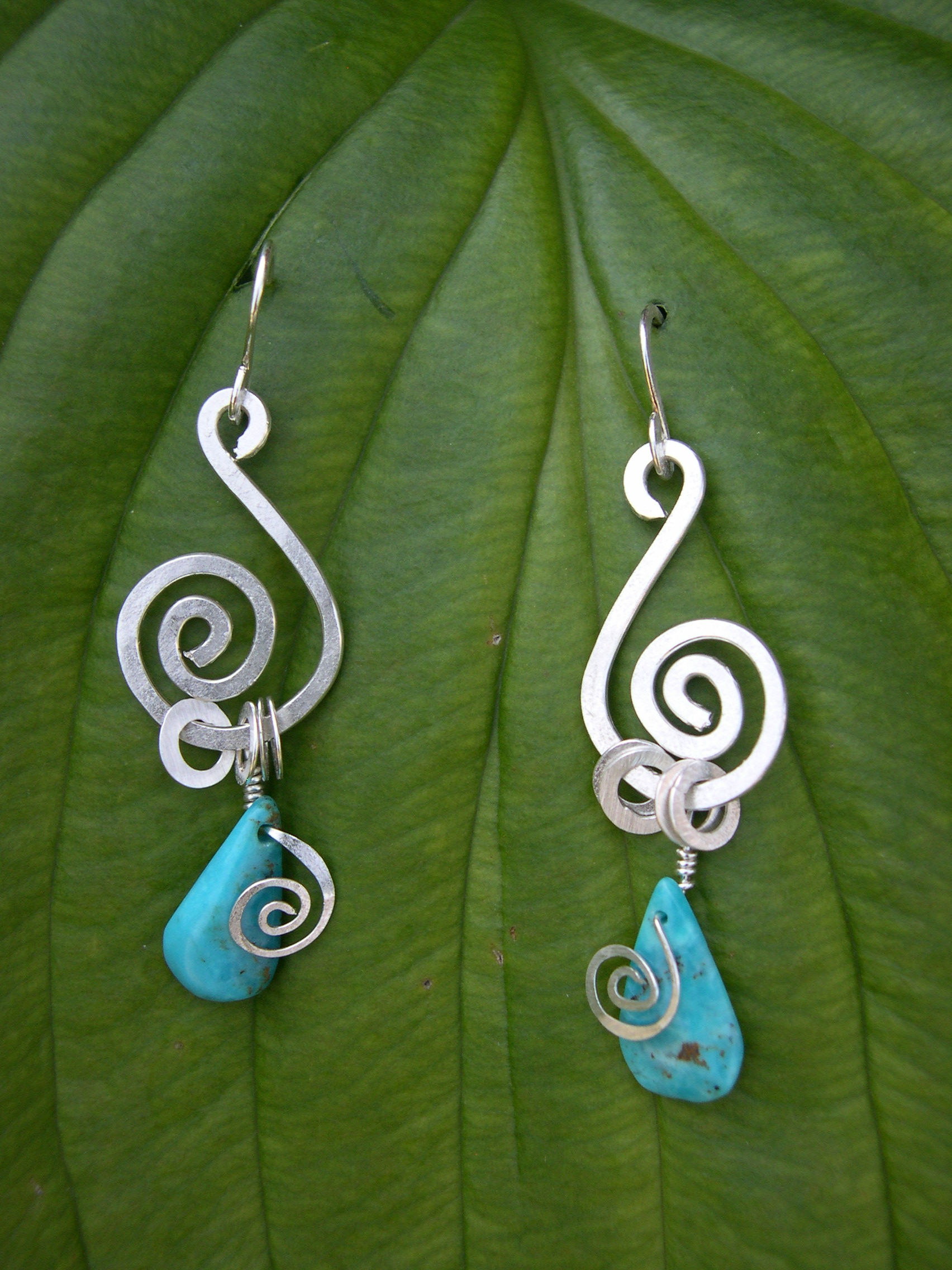 TURQUOISE SWIRL EARRINGS